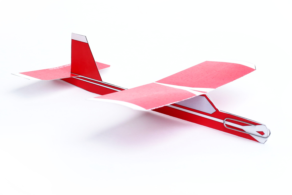 High-Performance Paper Airplanes Kit( BOOK)